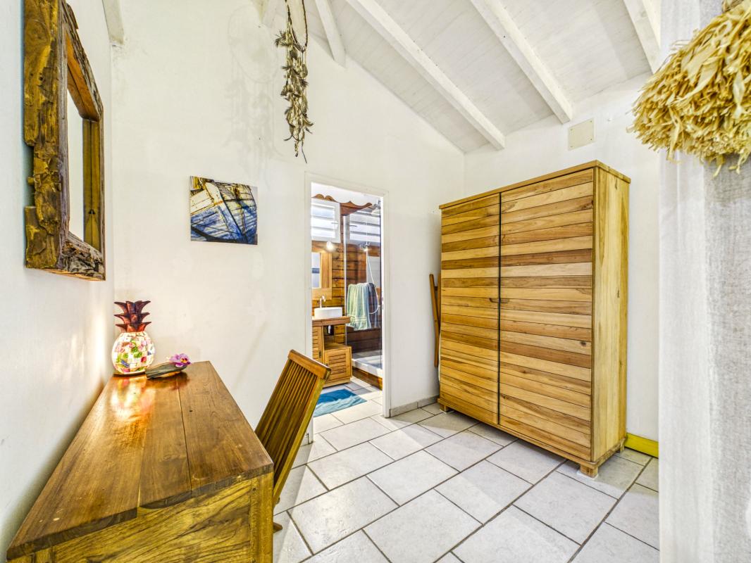 23.location villa avec piscine proche plage St François Guadeloupe